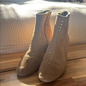 Rebecca Minkoff - Camel Heeled Boots with Soft Suede Material and Rounded Toe